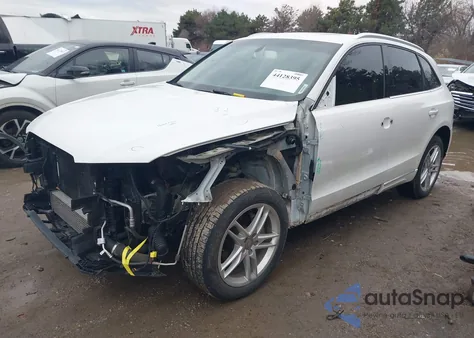 2015 Audi Q5 2.0T Premium z USA, uszkodzony, nr VIN WA1LFAFP5FA116667